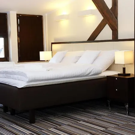 Center House Elephant Semesterbostad *