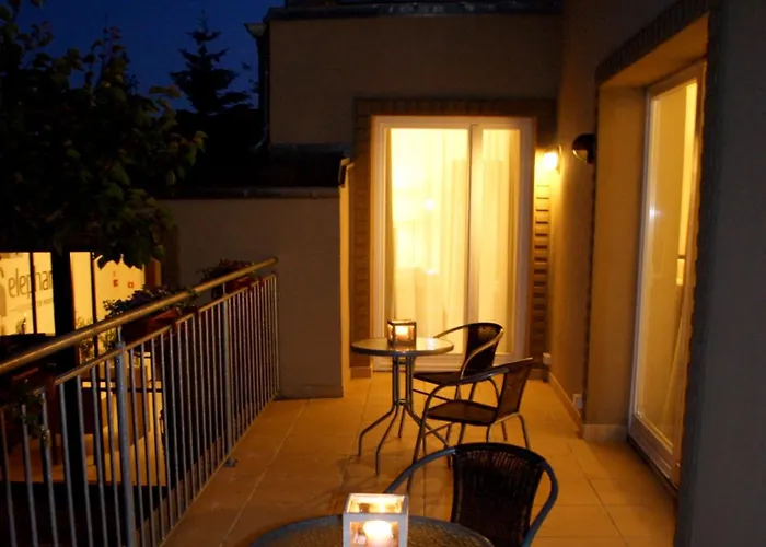 Center House Elephant Tatil Evi Poznan