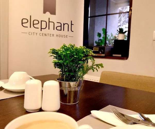 Center House Elephant Tatil Evi